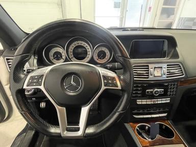 Mercedes-Benz E-Class 2014 - Thumbnail 33