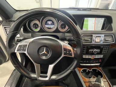 Mercedes-Benz E-Class 2014 - Thumbnail 43