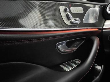 Mercedes-Benz CLS-Class 2019 - Thumbnail 43