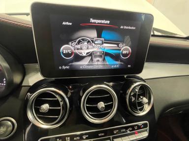 Mercedes-Benz GLC-Class 2019 - Thumbnail 32