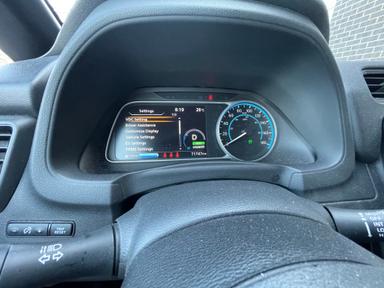 Nissan LEAF 2022 - Thumbnail 10