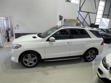Mercedes-Benz GLE-Class 2018 - Thumbnail 9