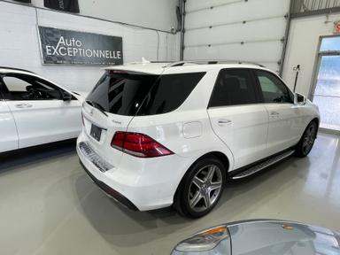 Mercedes-Benz GLE-Class 2018 - Thumbnail 13
