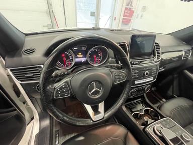 Mercedes-Benz GLE-Class 2018 - Thumbnail 33