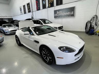 Aston Martin V8 Vantage 2011 - Thumbnail 13