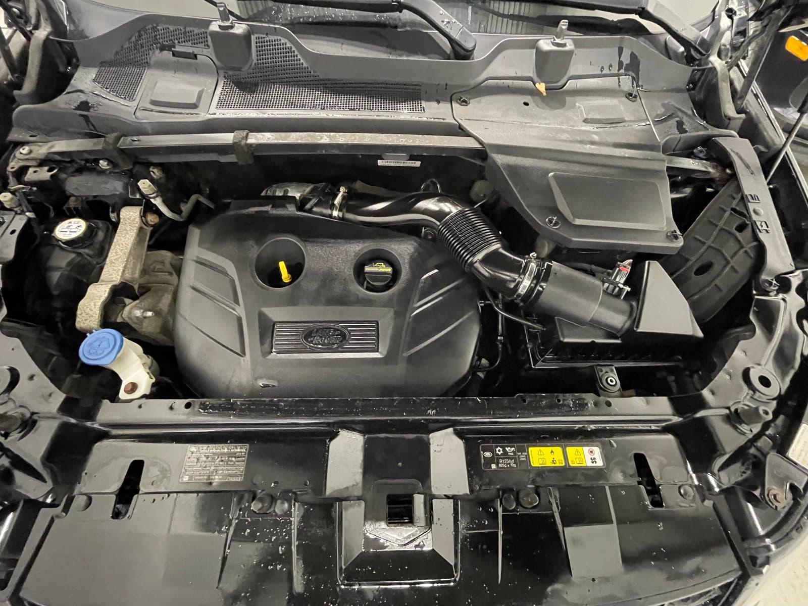 Land Rover Discovery Sport 2016 - Image 30