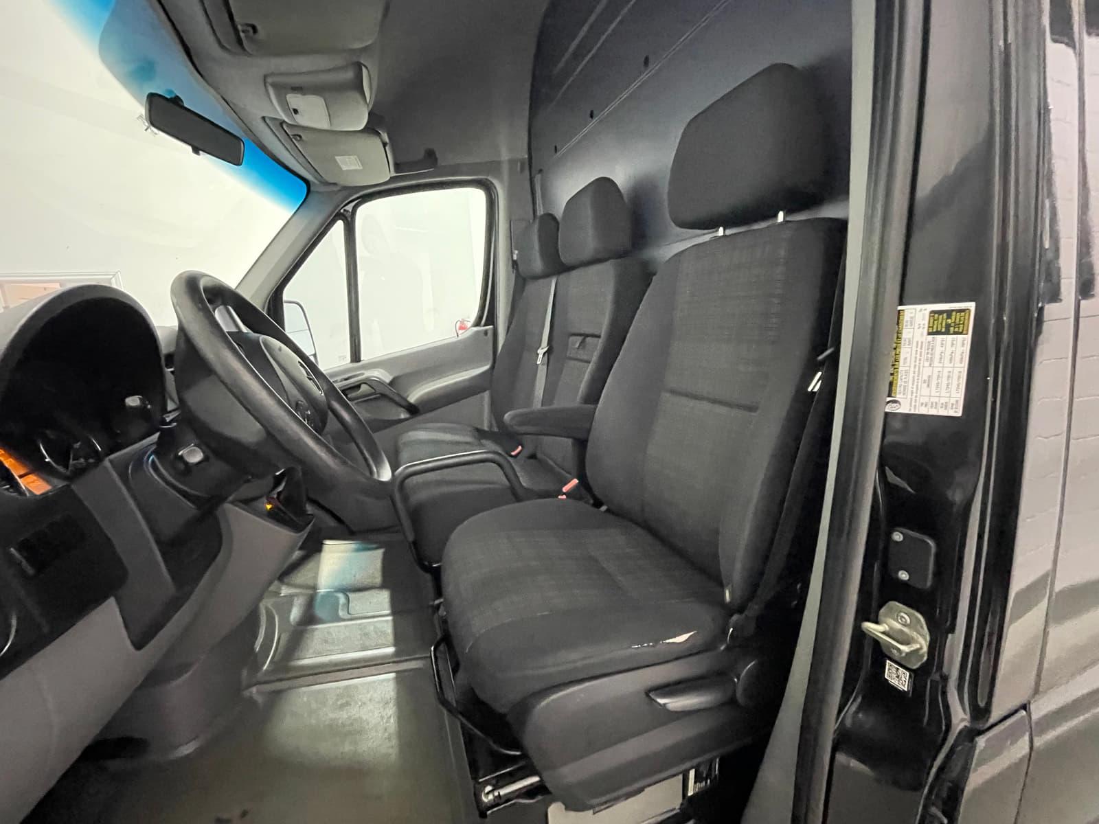 Mercedes-Benz Sprinter 2018 - Image 8