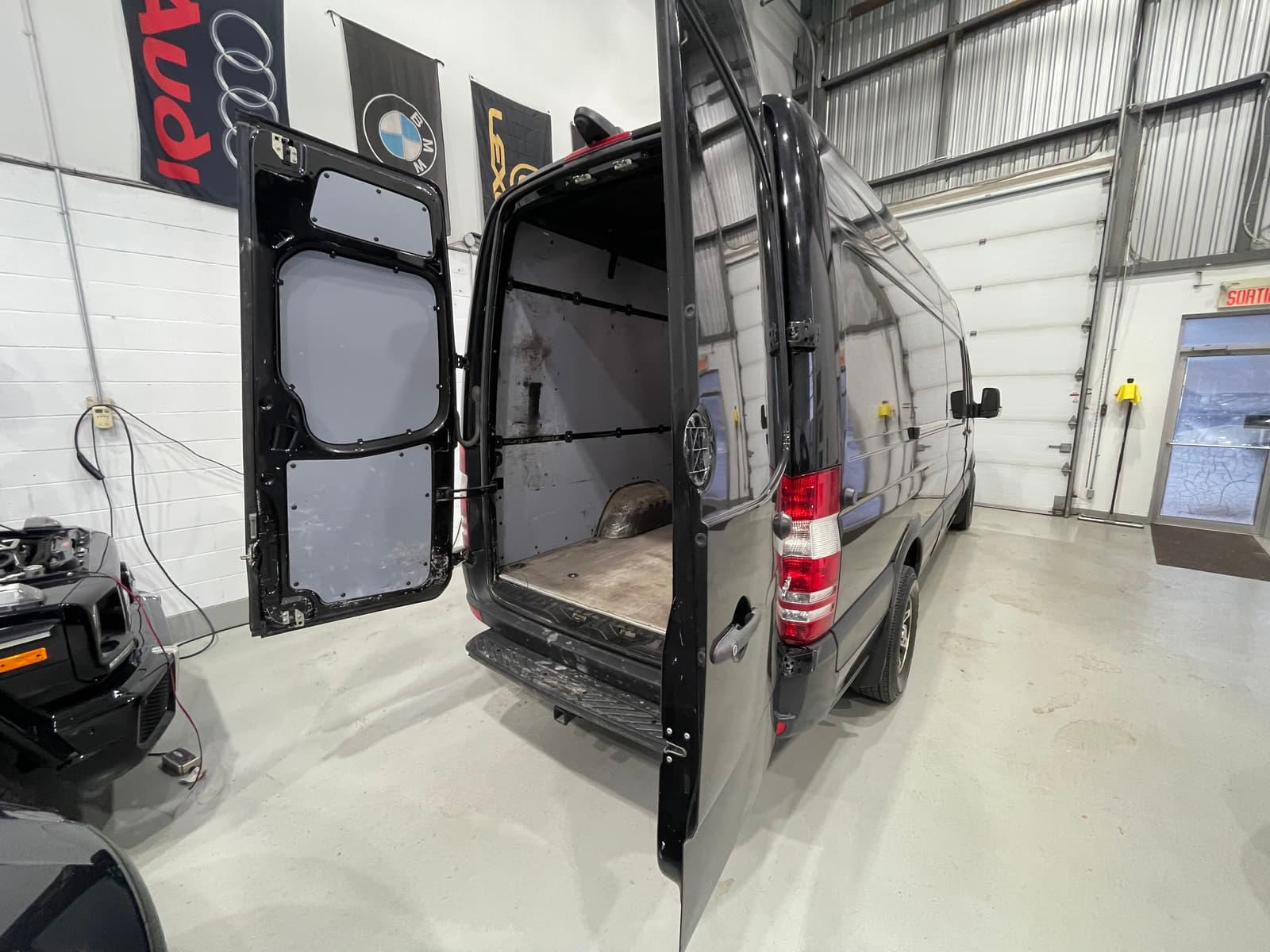 Mercedes-Benz Sprinter 2018 - Image 28