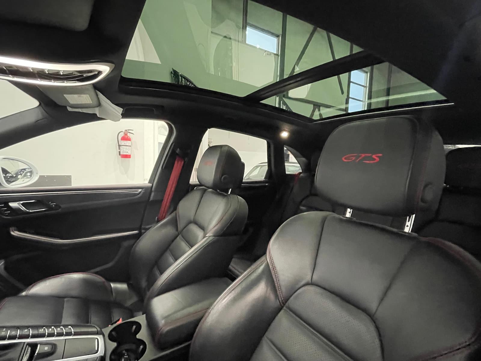 Porsche Macan 2017 - Image 19