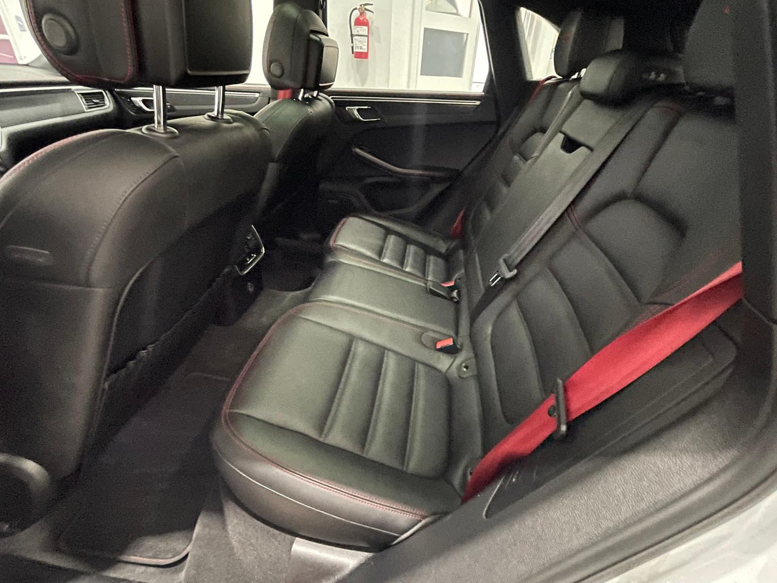 Porsche Macan 2017 - Image 20