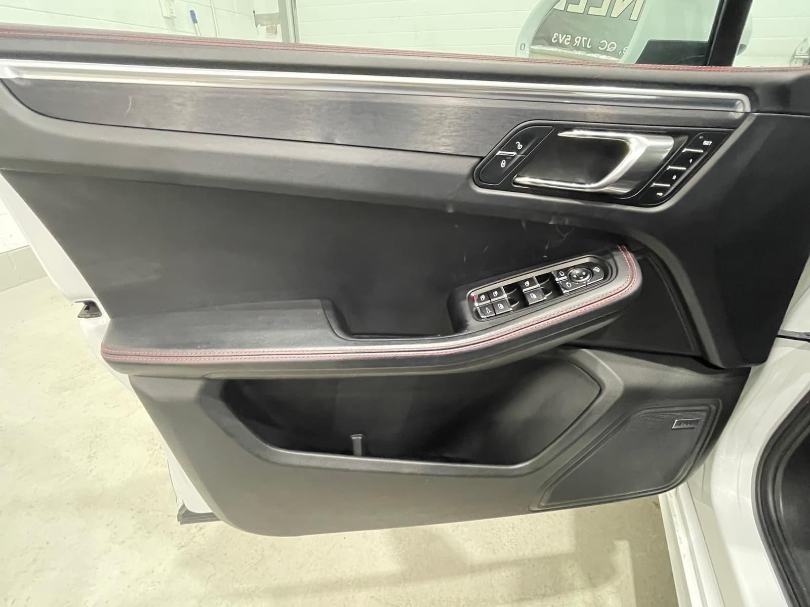 Porsche Macan 2017 - Image 34