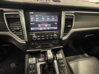 Porsche Macan 2017 - Thumbnail 43