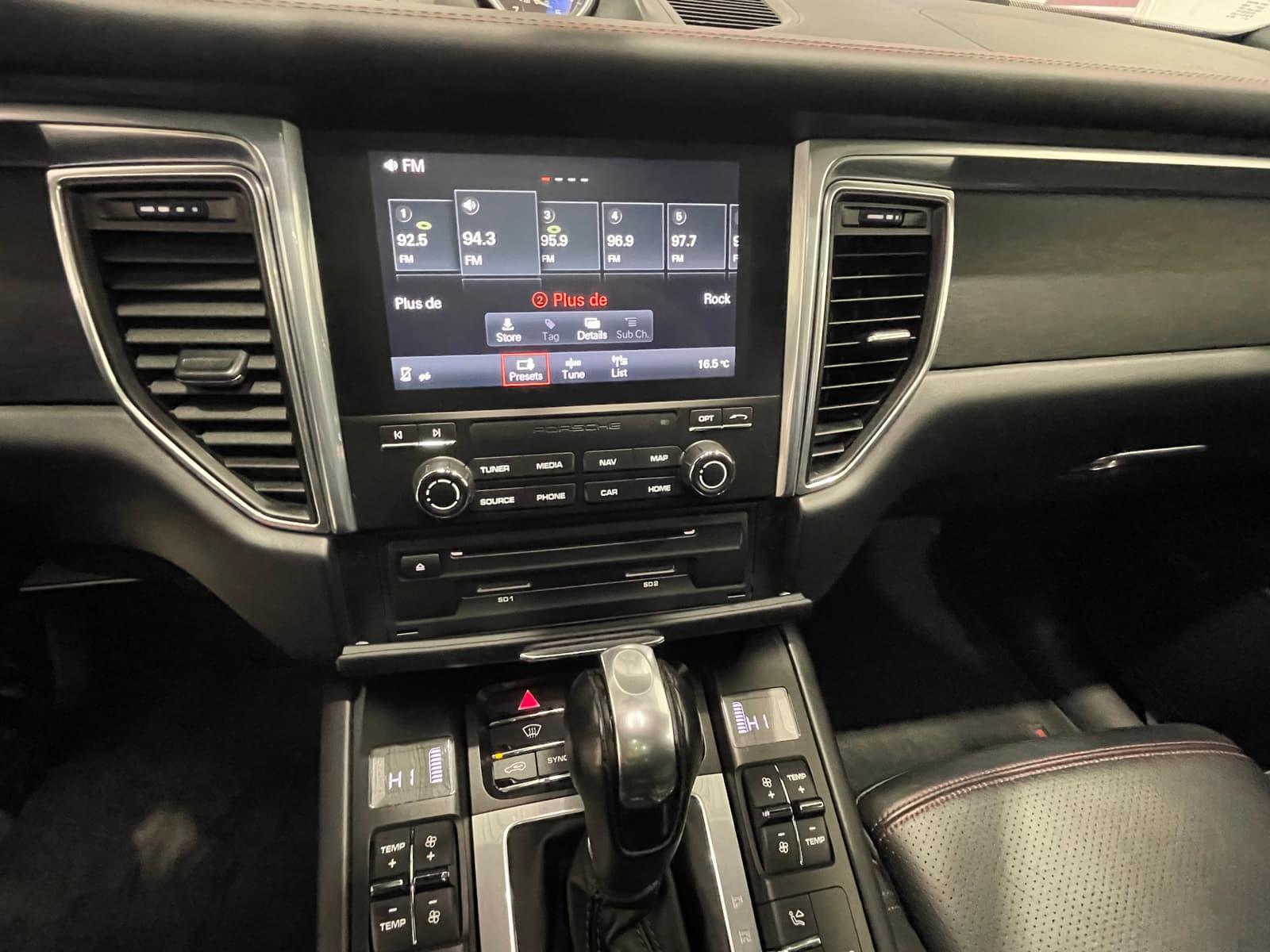 Porsche Macan 2017 - Image 43