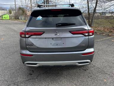 Mitsubishi Outlander 2022 - Thumbnail 7