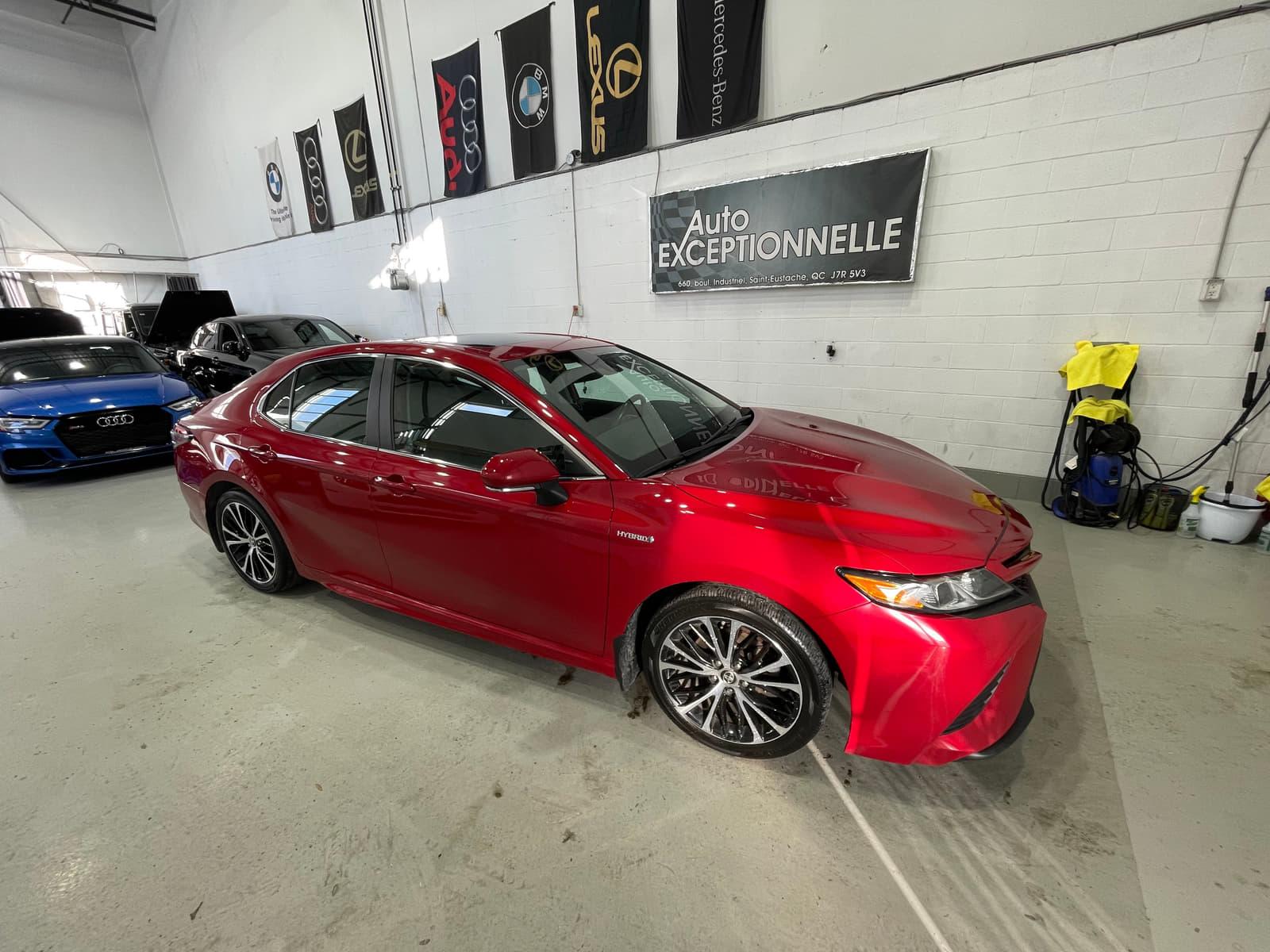 Toyota Camry Hybrid 2019 - Image 1