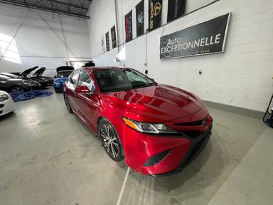 Toyota Camry Hybrid 2019 - Thumbnail 3