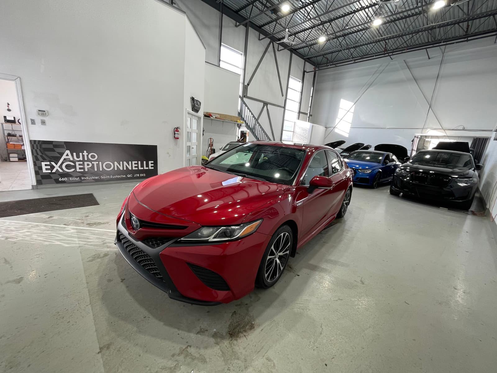 Toyota Camry Hybrid 2019 - Image 8