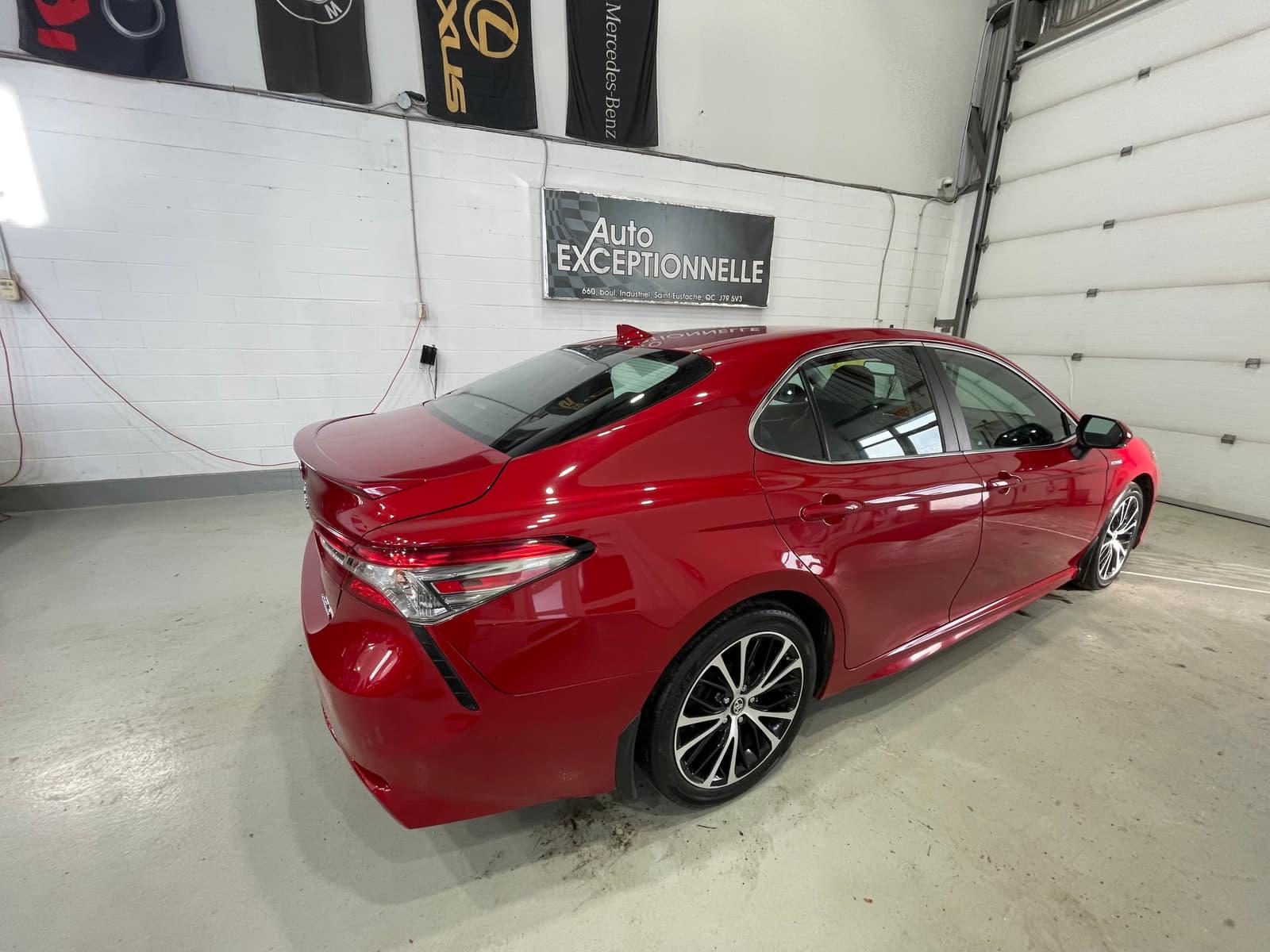 Toyota Camry Hybrid 2019 - Image 15