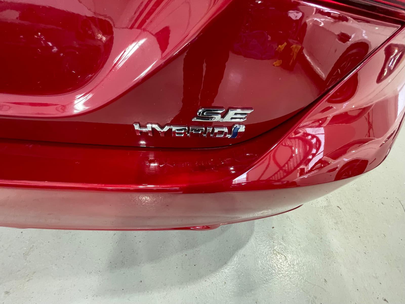 Toyota Camry Hybrid 2019 - Image 16