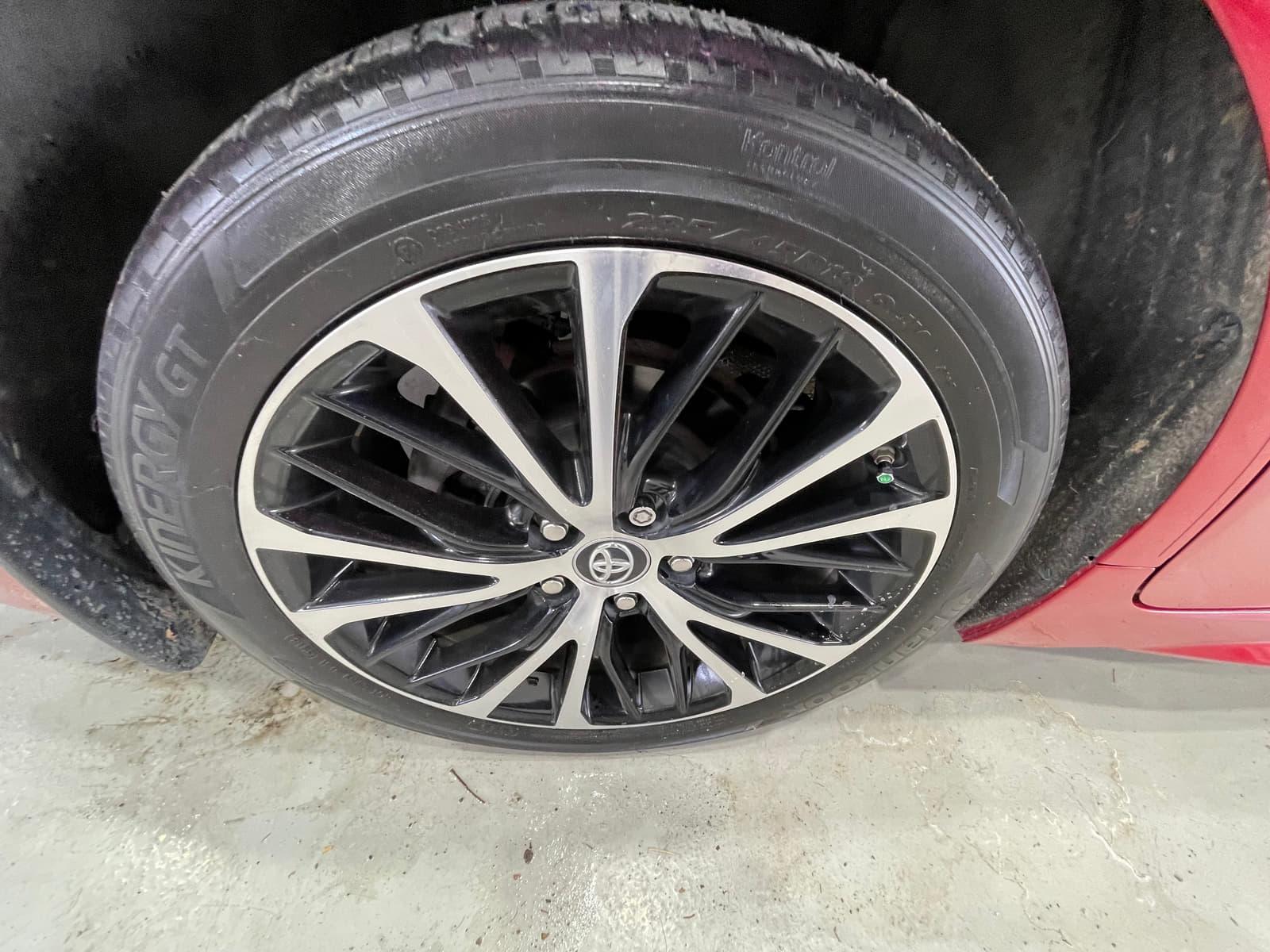 Toyota Camry Hybrid 2019 - Image 19