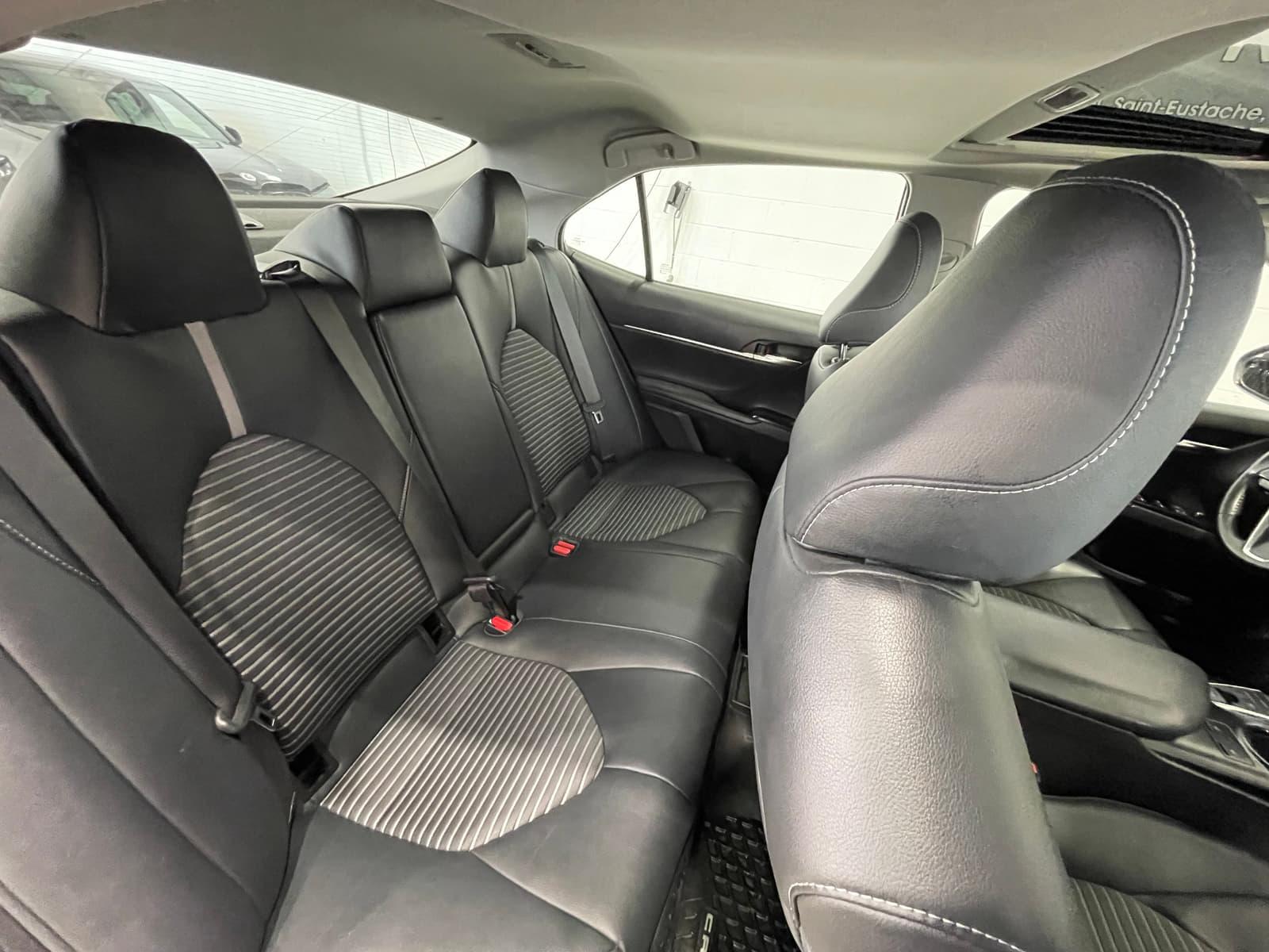 Toyota Camry Hybrid 2019 - Image 22