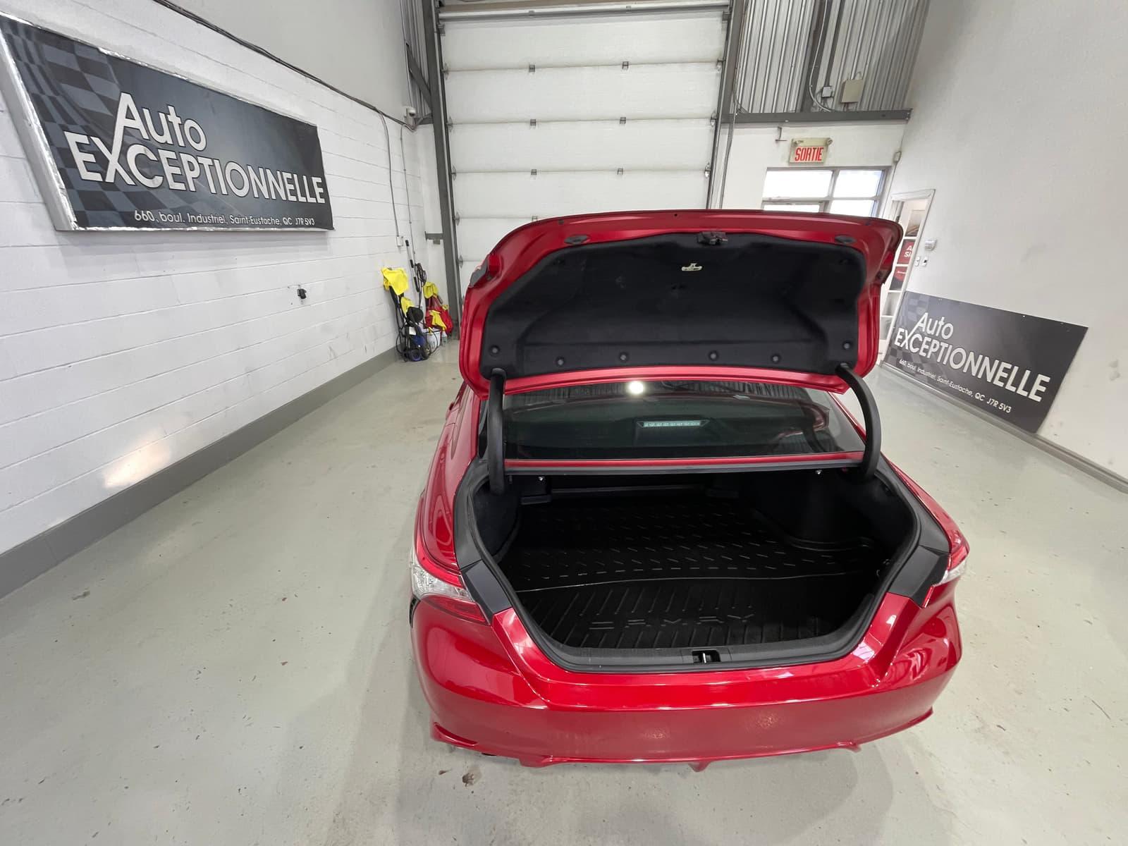 Toyota Camry Hybrid 2019 - Image 28