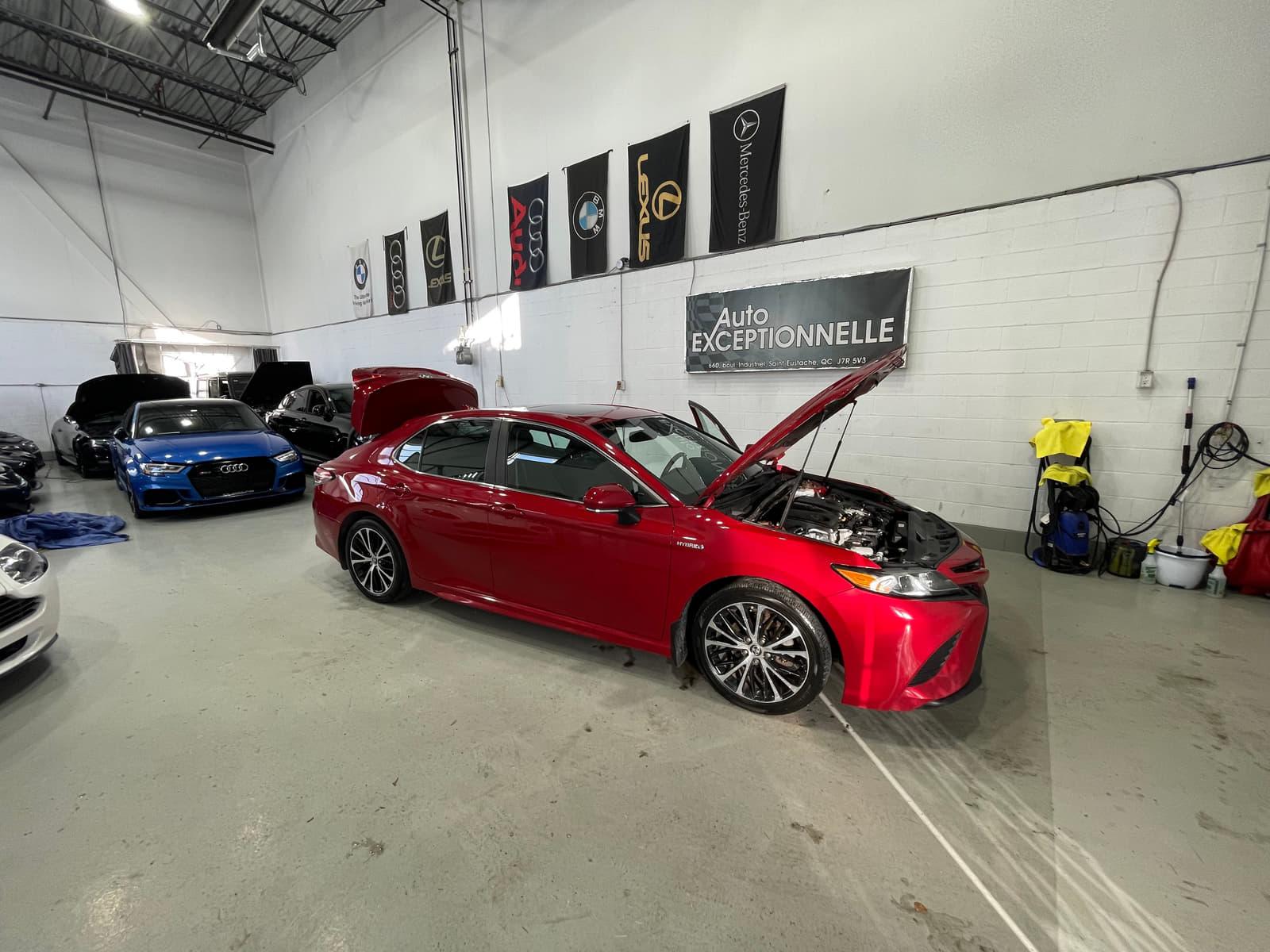 Toyota Camry Hybrid 2019 - Image 43