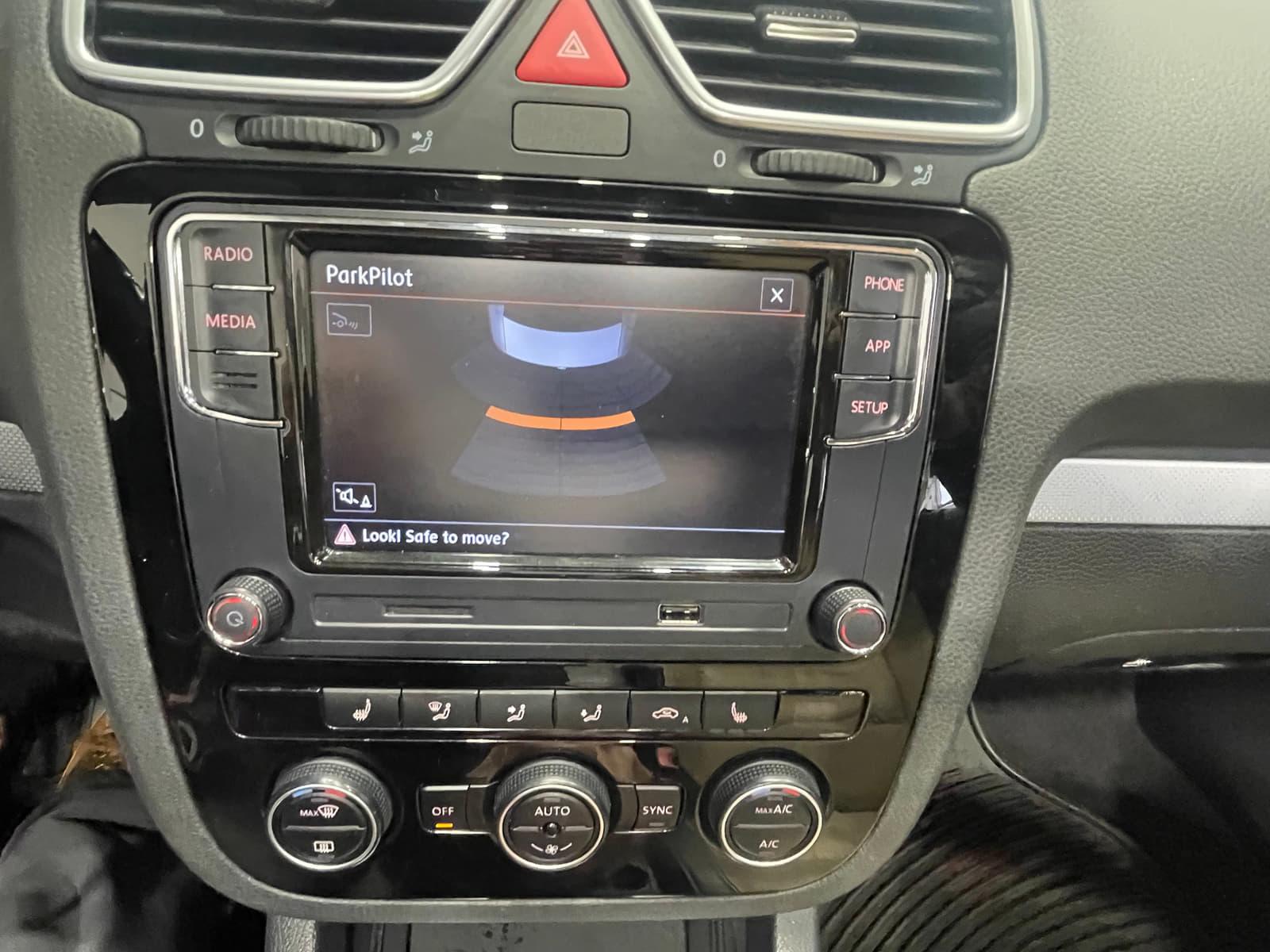 Volkswagen Eos 2015 - Image 19