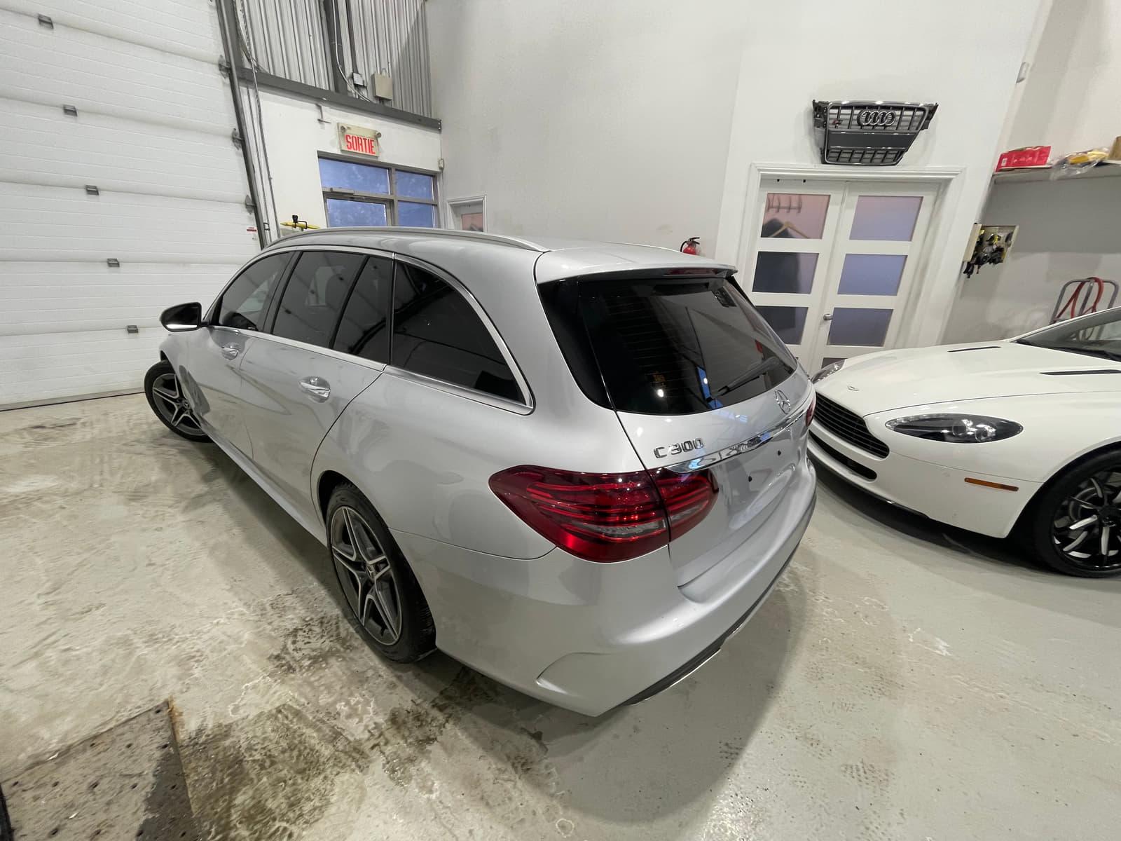 Mercedes-Benz C 300 2019 - Image 11