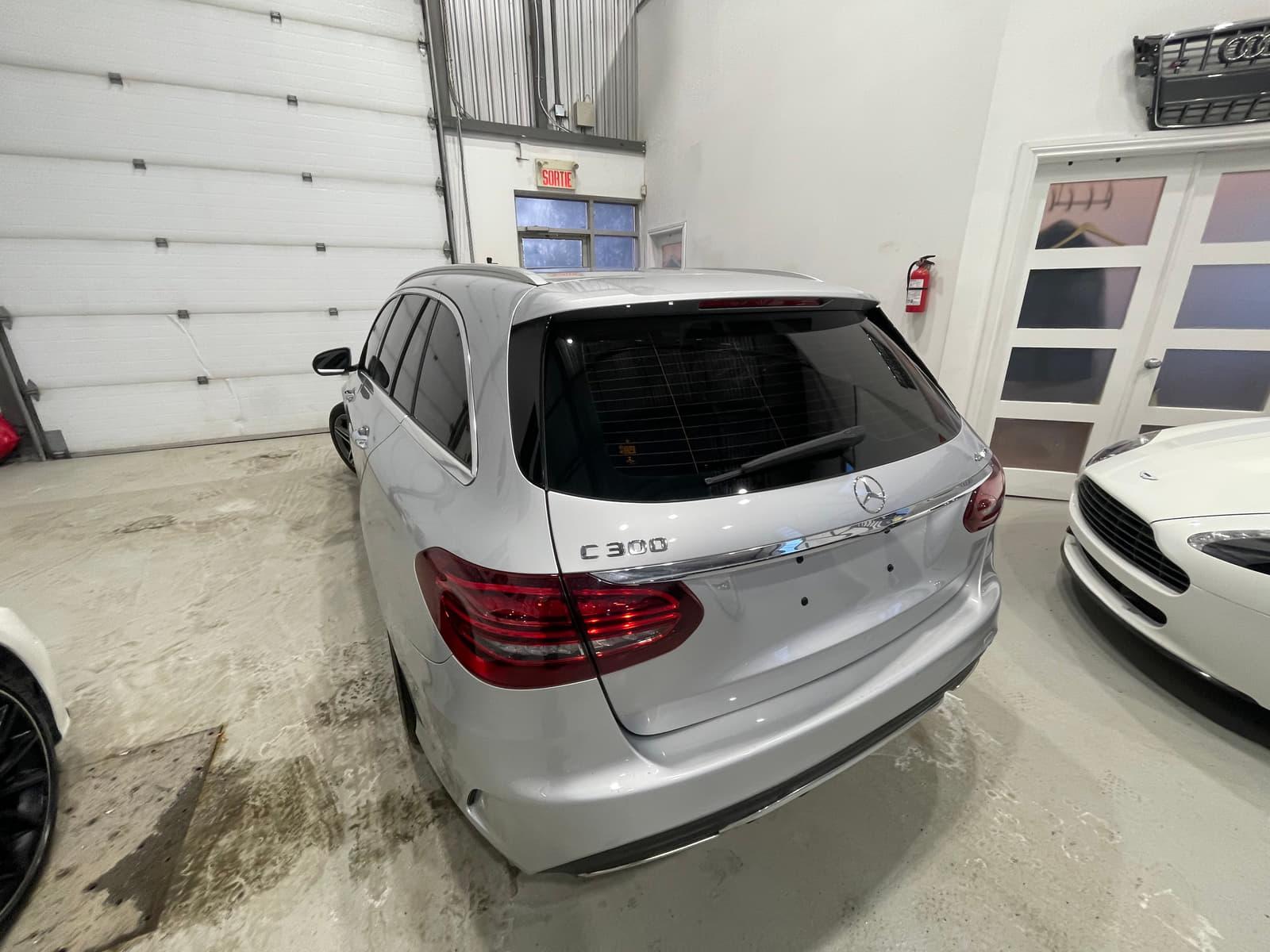 Mercedes-Benz C 300 2019 - Image 12