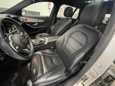 Mercedes-Benz C 300 2019 - Thumbnail 18