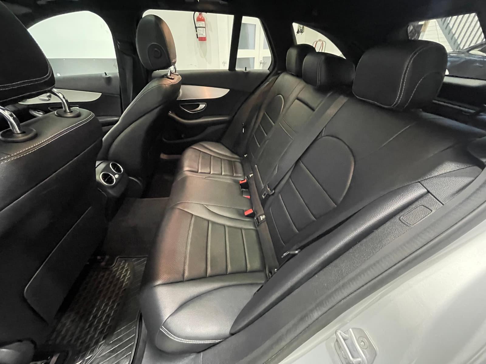 Mercedes-Benz C 300 2019 - Image 20