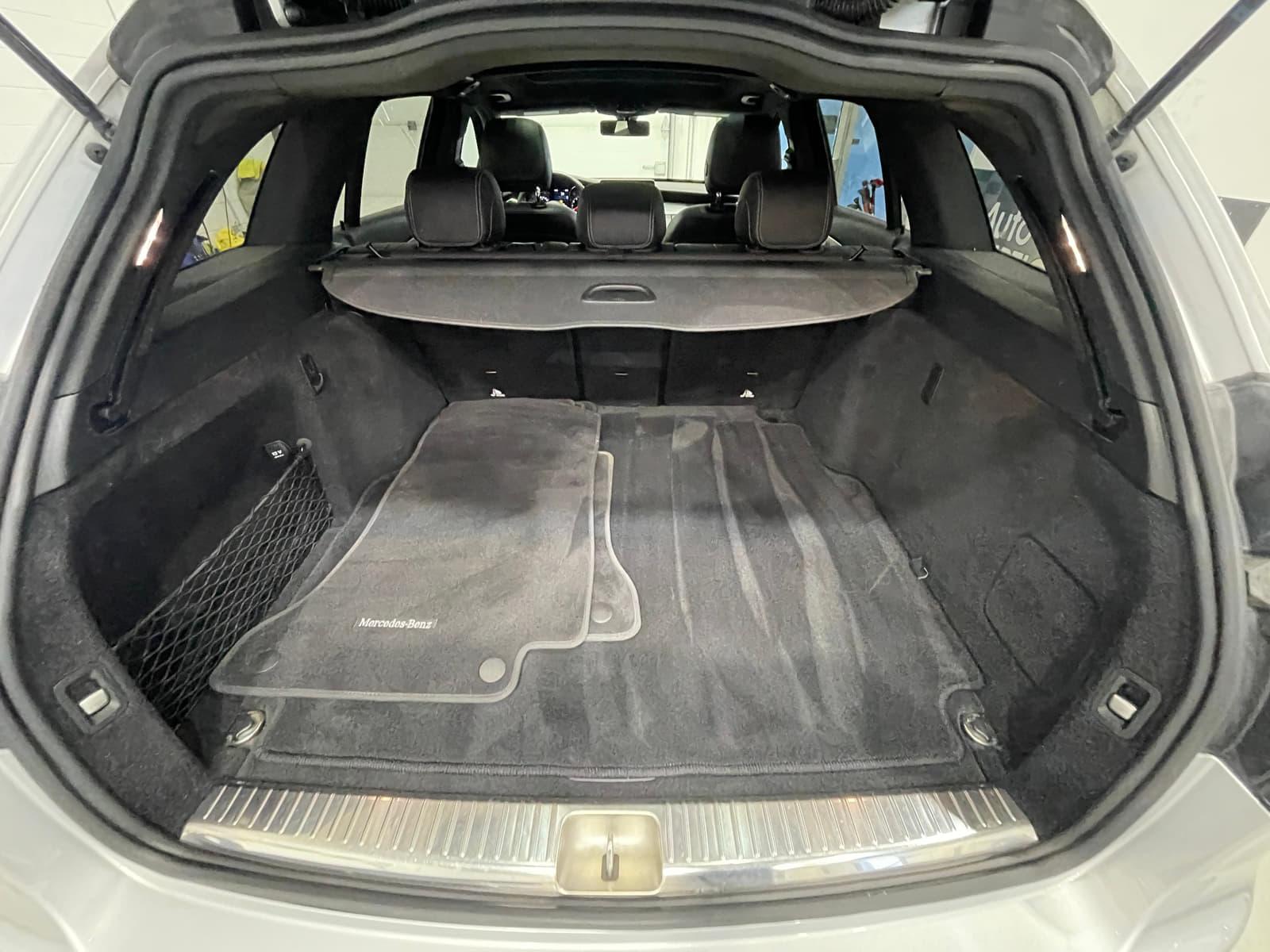 Mercedes-Benz C 300 2019 - Image 24