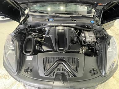 Porsche Macan 2021 - Thumbnail 24