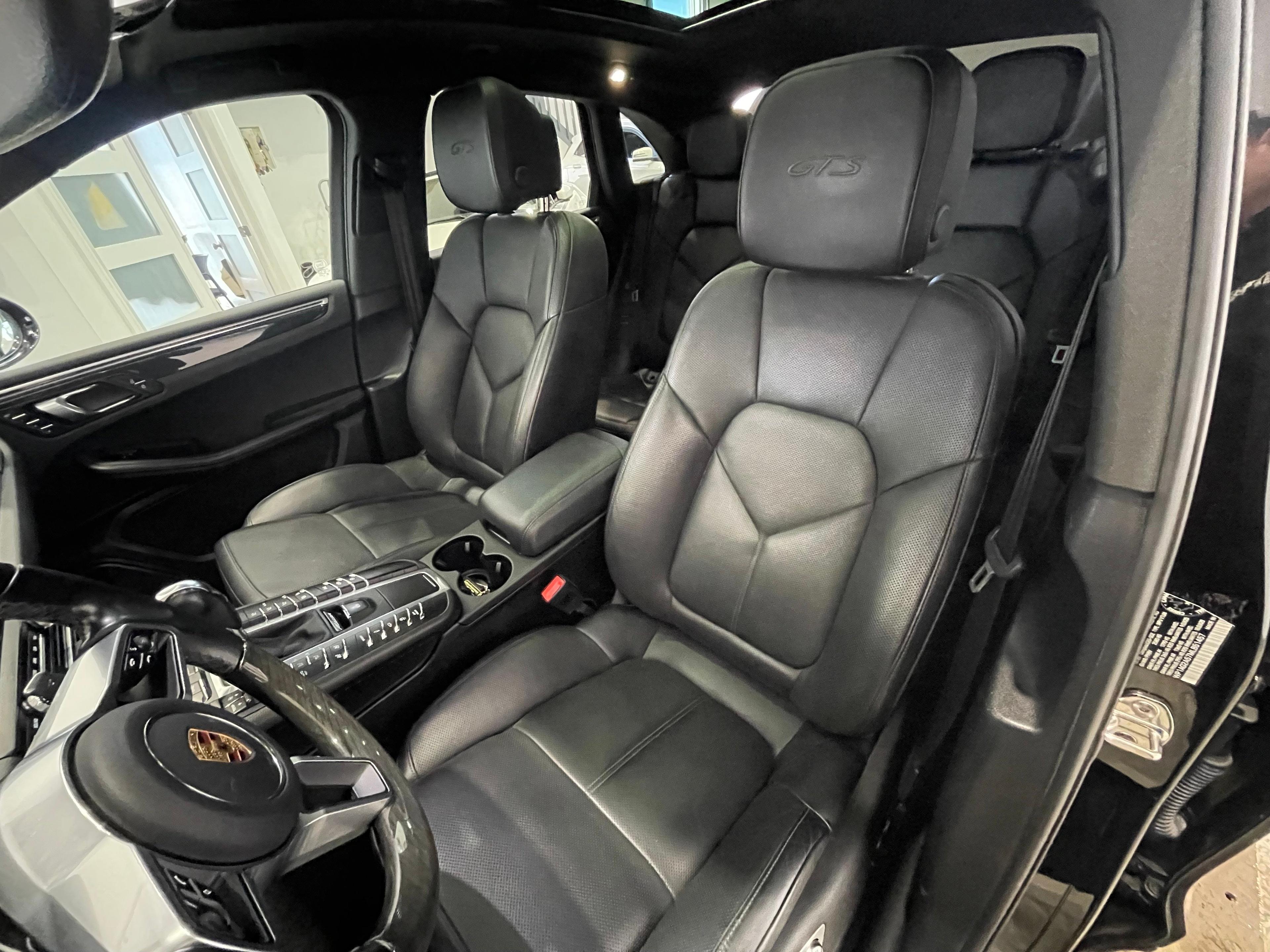 Porsche Macan 2021 - Image 28