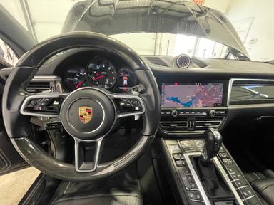 Porsche Macan 2021 - Thumbnail 40