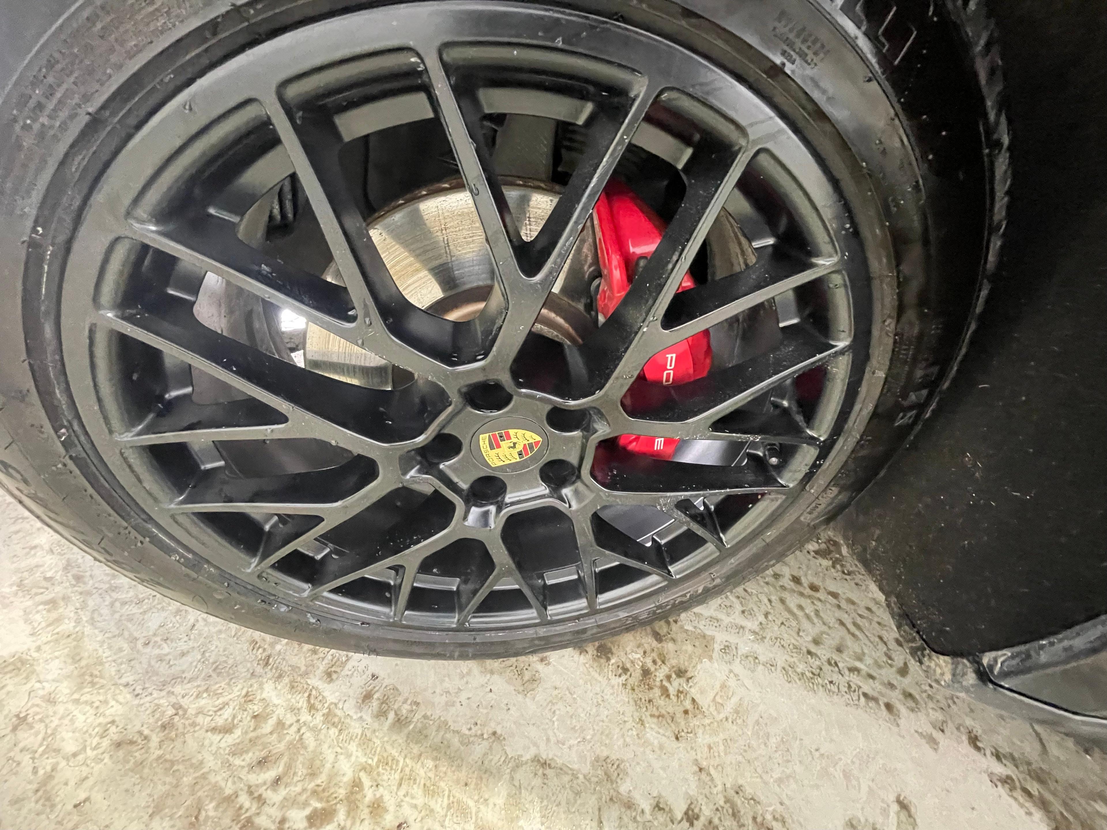 Porsche Macan 2021 - Image 42