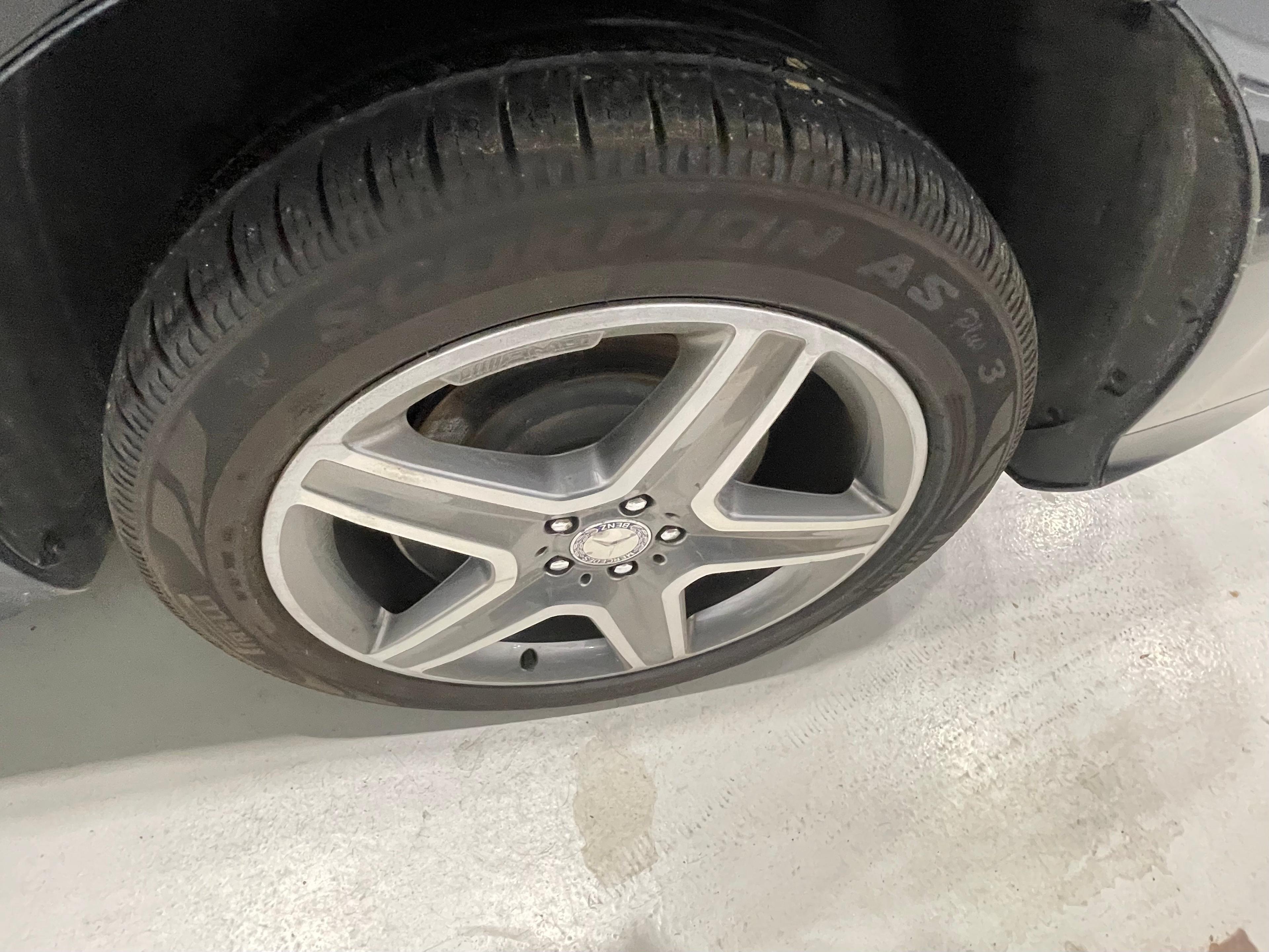 Mercedes-Benz GLE 550 2017 - Image 26