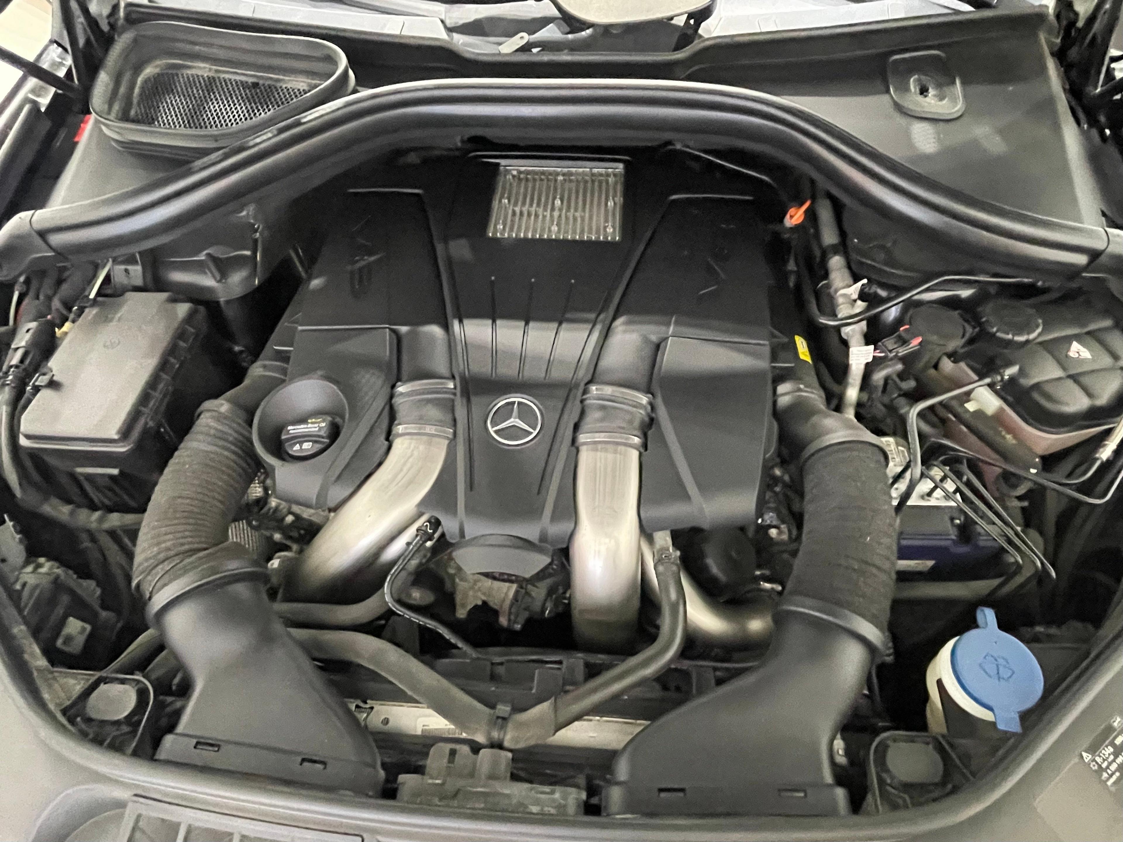 Mercedes-Benz GLE 550 2017 - Image 33