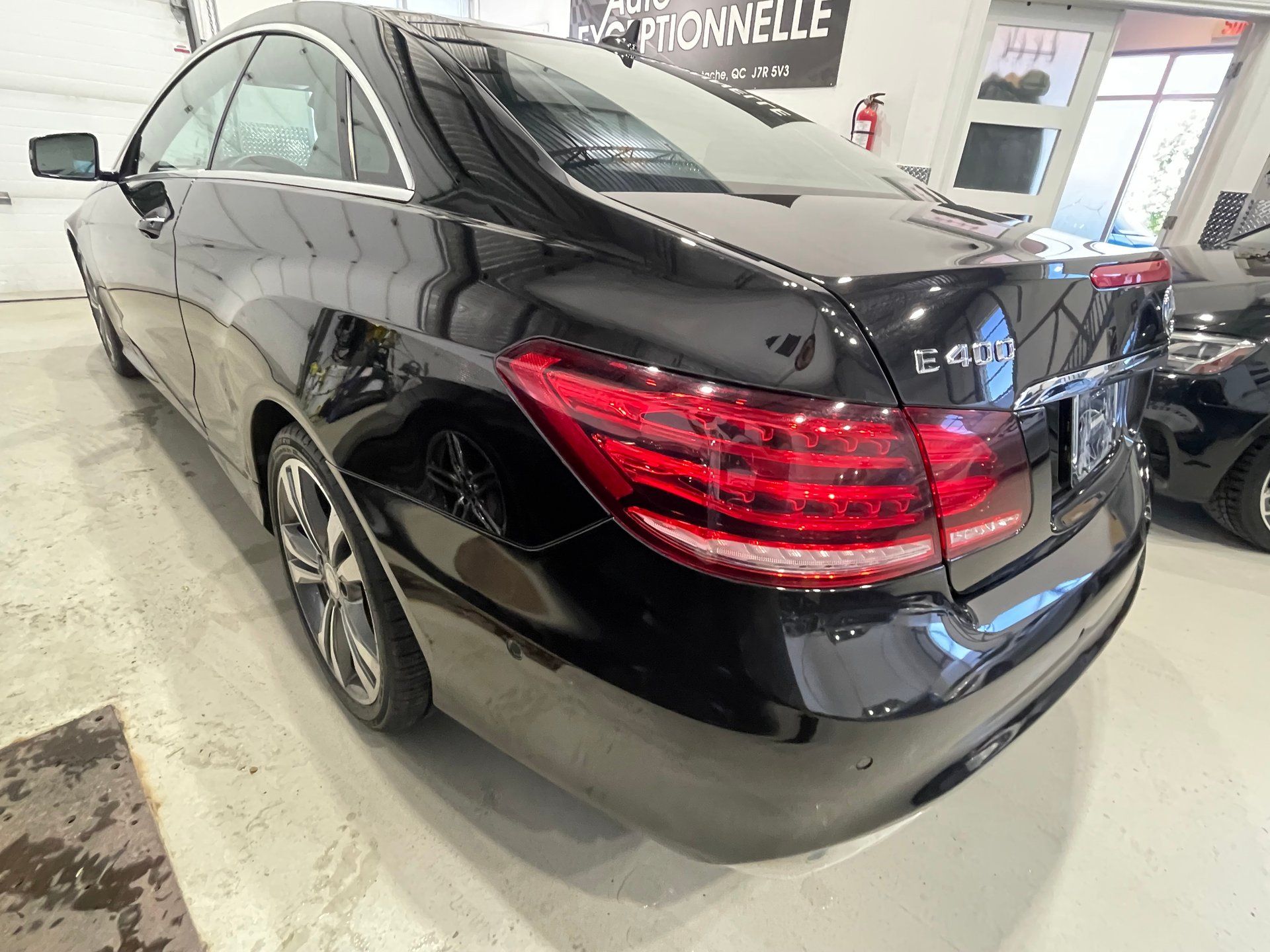 Mercedes-Benz E 400 2016 - Thumbnail 8