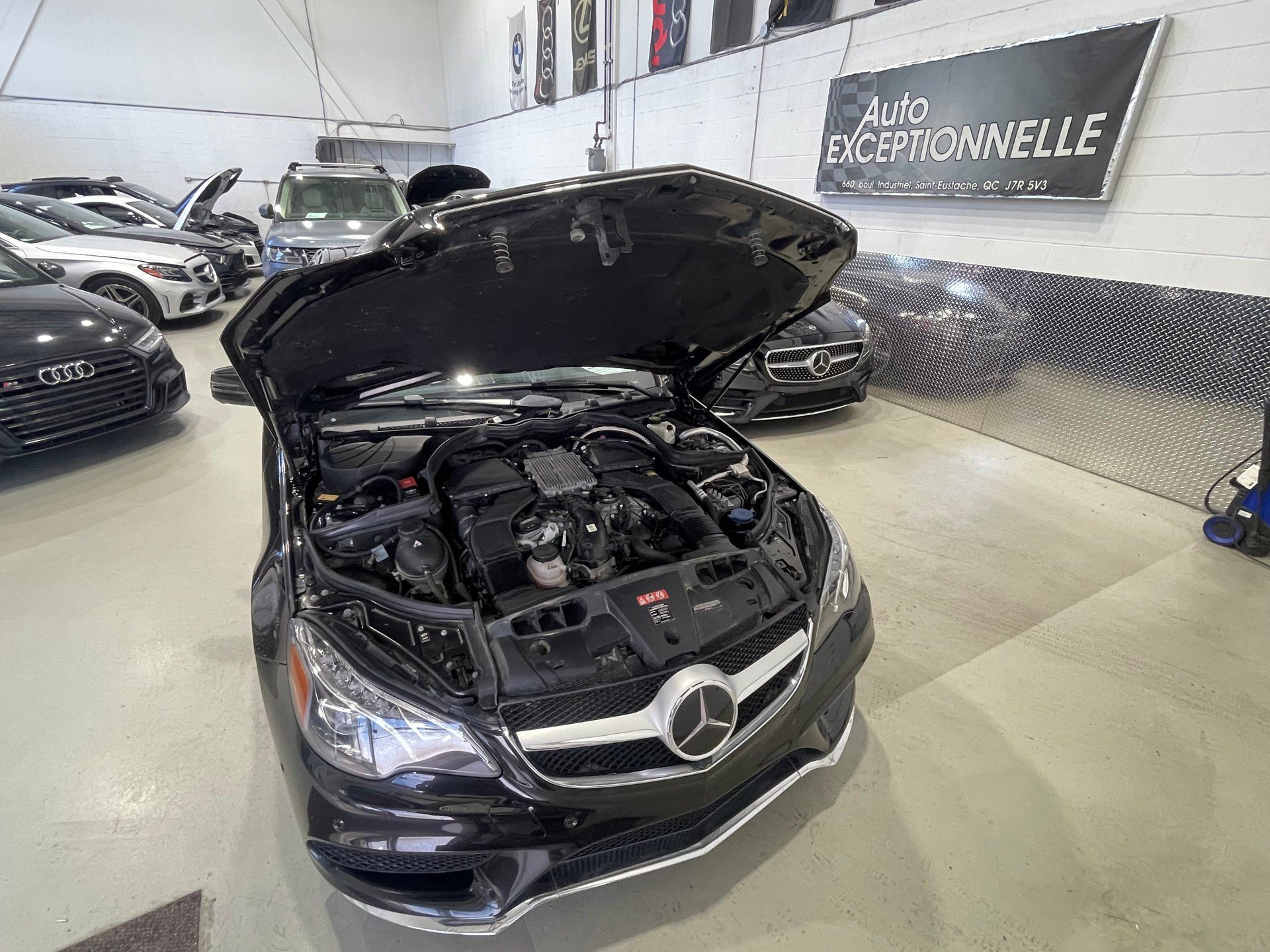 Mercedes-Benz E 400 2016 - Thumbnail 33