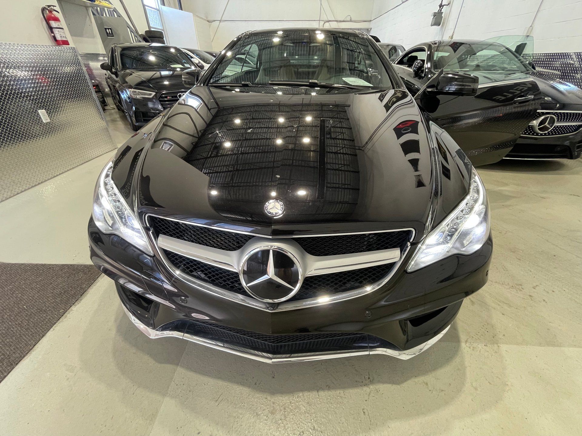 Mercedes-Benz E 400 2016 - Thumbnail 37