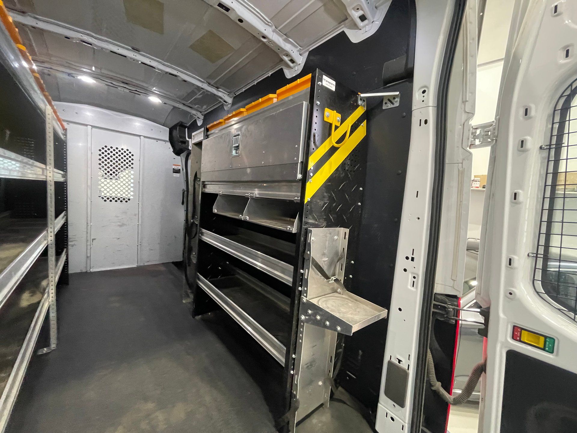 Ford Transit-250 Cargo 2020 - Thumbnail 10