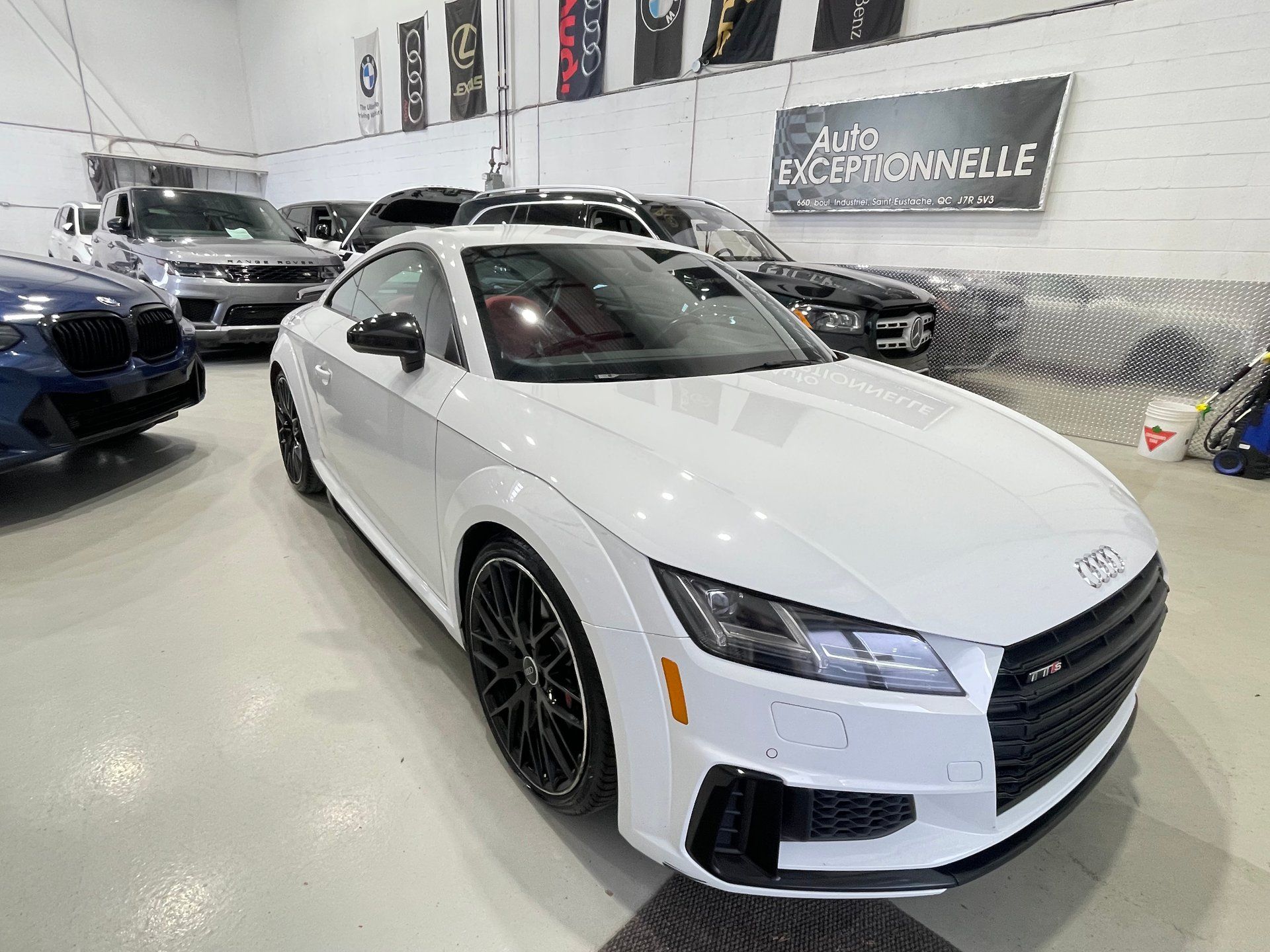 Audi TTS 2023 - Thumbnail 1