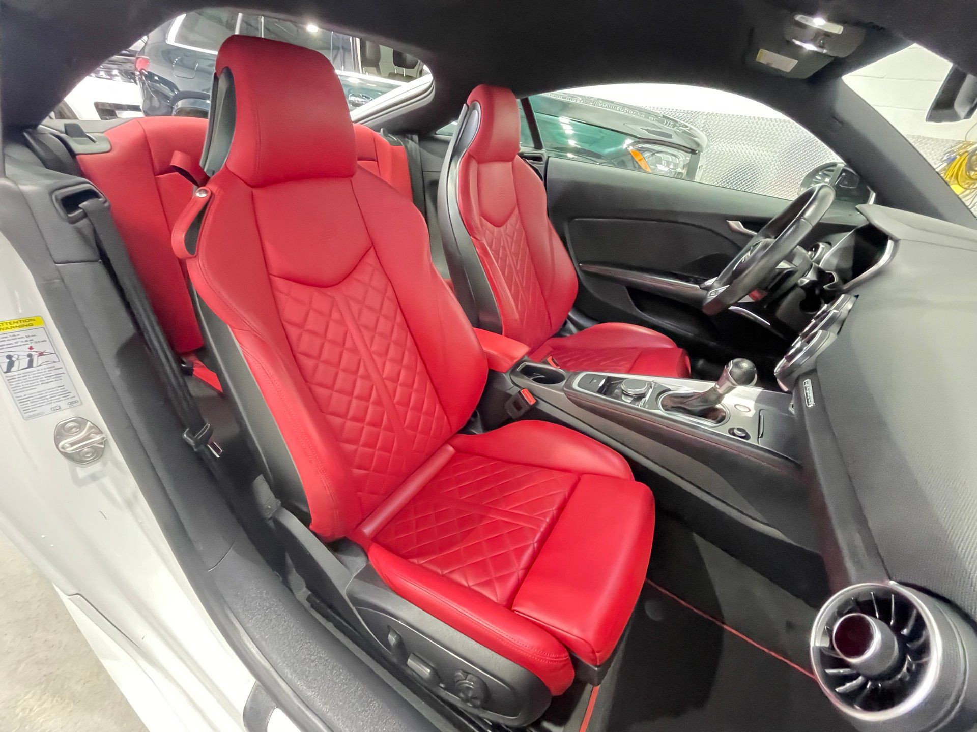 Audi TTS 2023 - Thumbnail 14