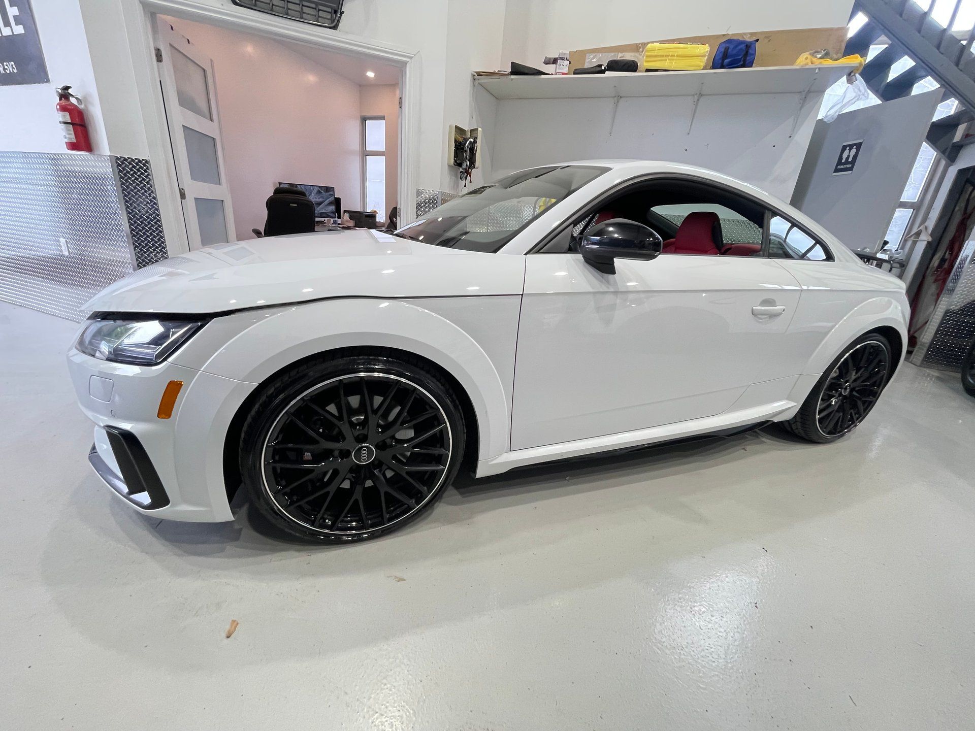 Audi TTS 2023 - Thumbnail 39