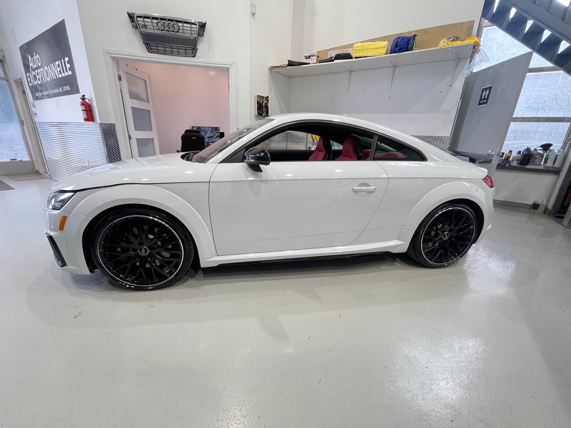 Audi TTS 2023 - Thumbnail 40