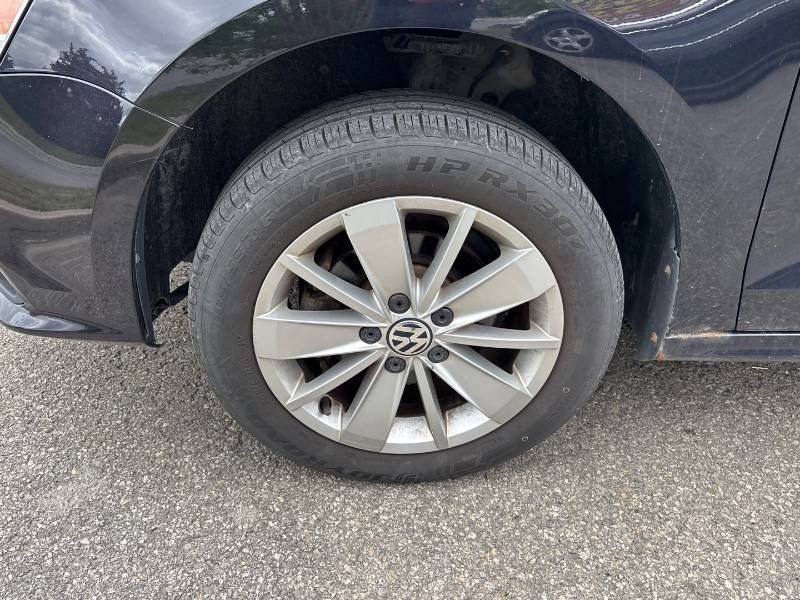 Volkswagen Jetta 2015 - Image 15