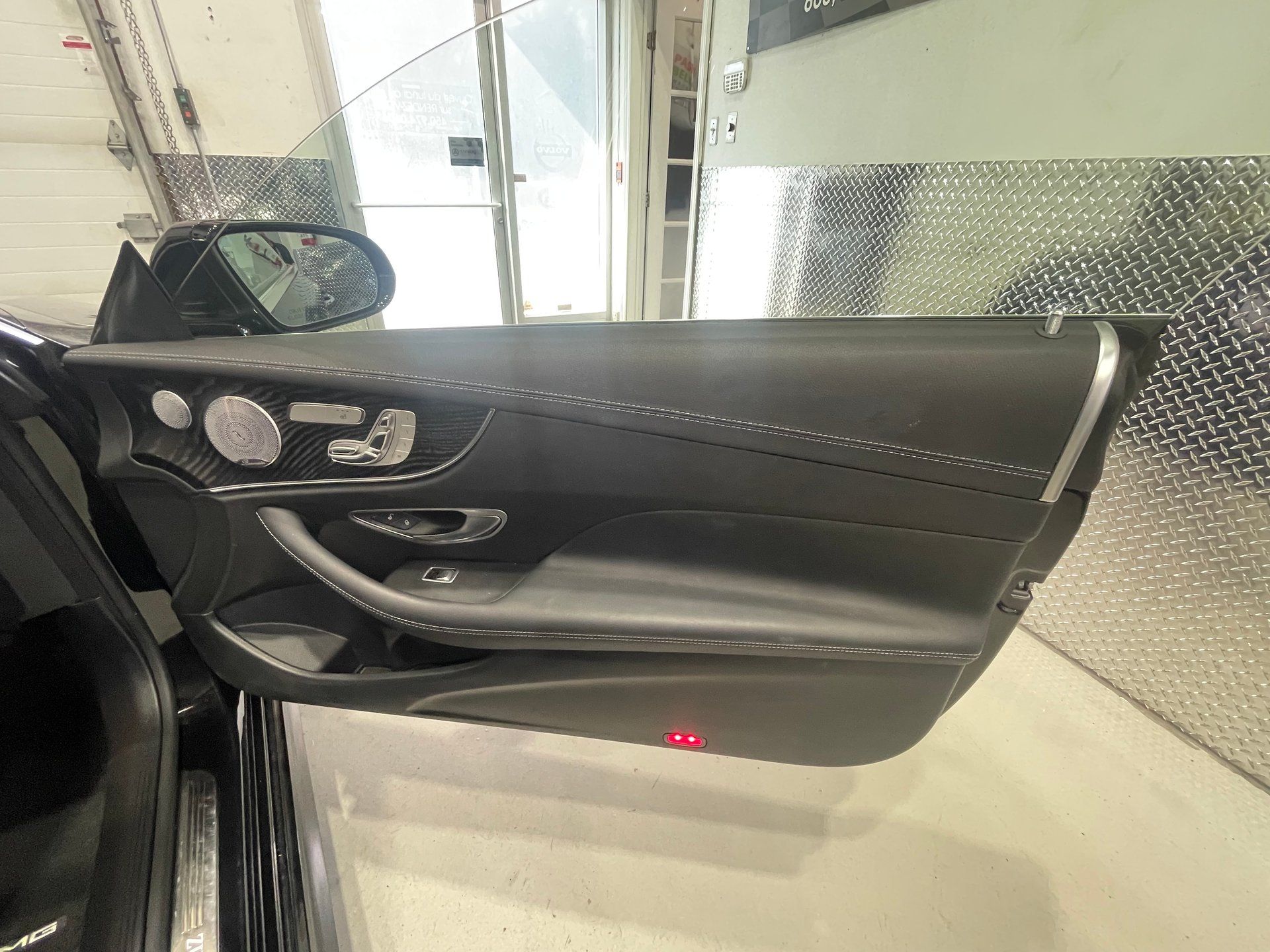 Mercedes-Benz E 450 2019 - Image 21