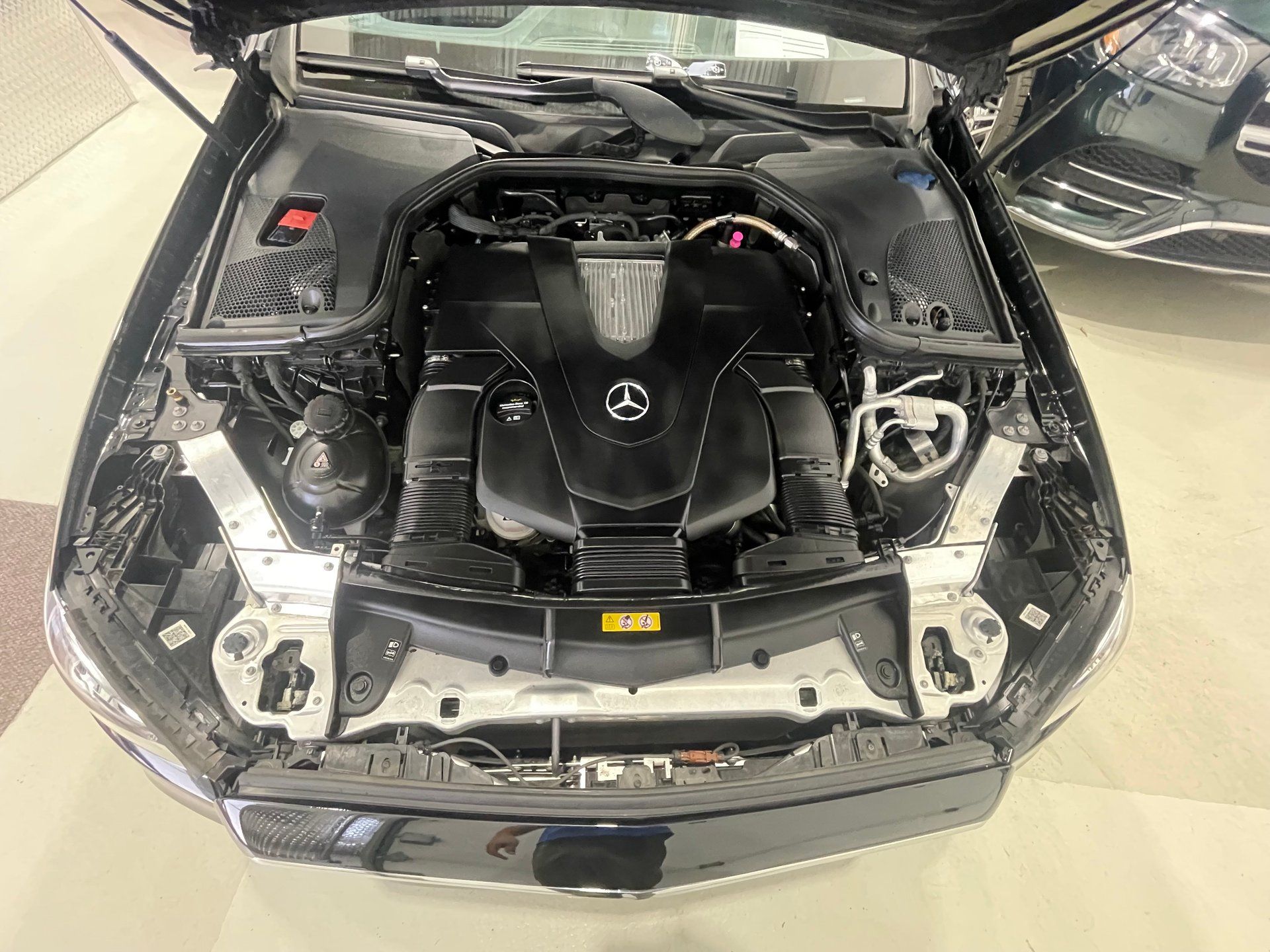 Mercedes-Benz E 450 2019 - Image 23